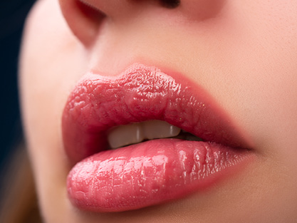 houston plastic surgery model's lips